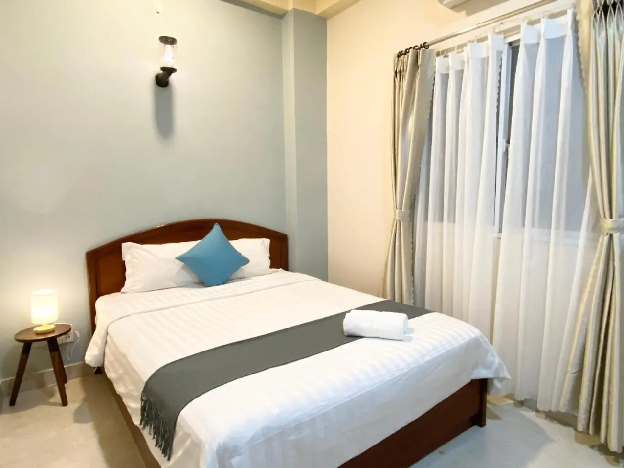 **  Acorn Hotel Ho Chi Minh-Byen Vietnam